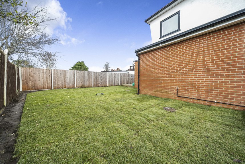 under offer northdown close london 34749 - Gibbs Gillespie