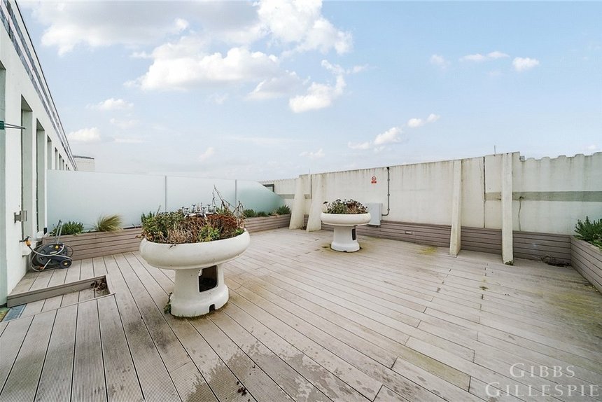 for sale western avenue london 34750 - Gibbs Gillespie