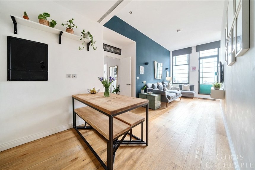 for sale western avenue london 34750 - Gibbs Gillespie