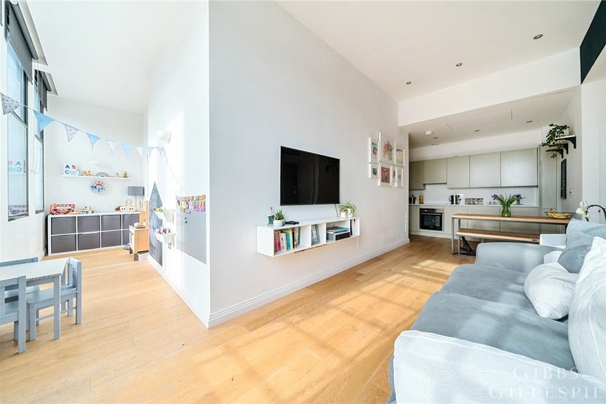 for sale western avenue london 34750 - Gibbs Gillespie