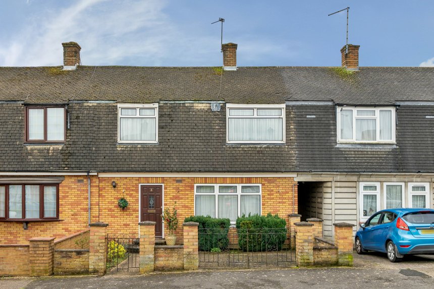 for sale oakdale close london 34752 - Gibbs Gillespie