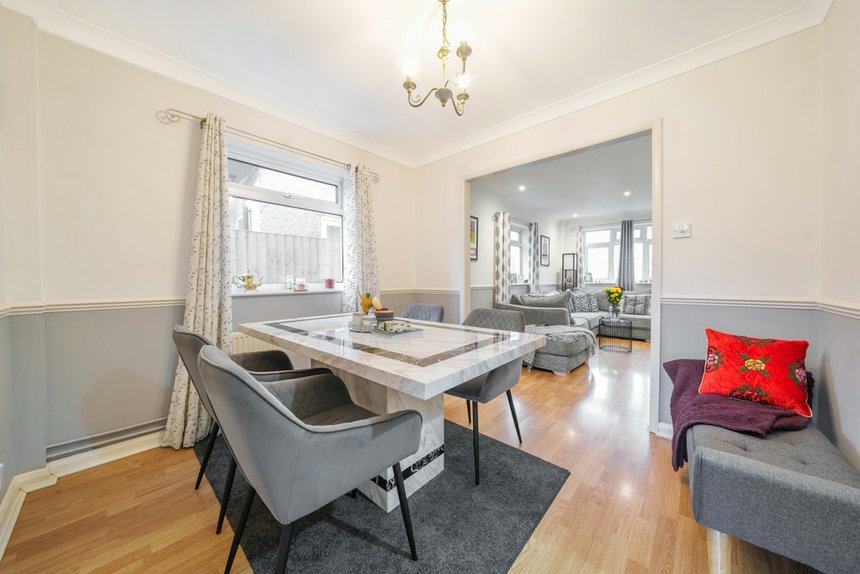 under offer victoria road london 34774 - Gibbs Gillespie