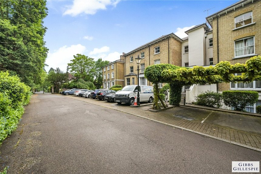 under offer glasfryn court london 34776 - Gibbs Gillespie