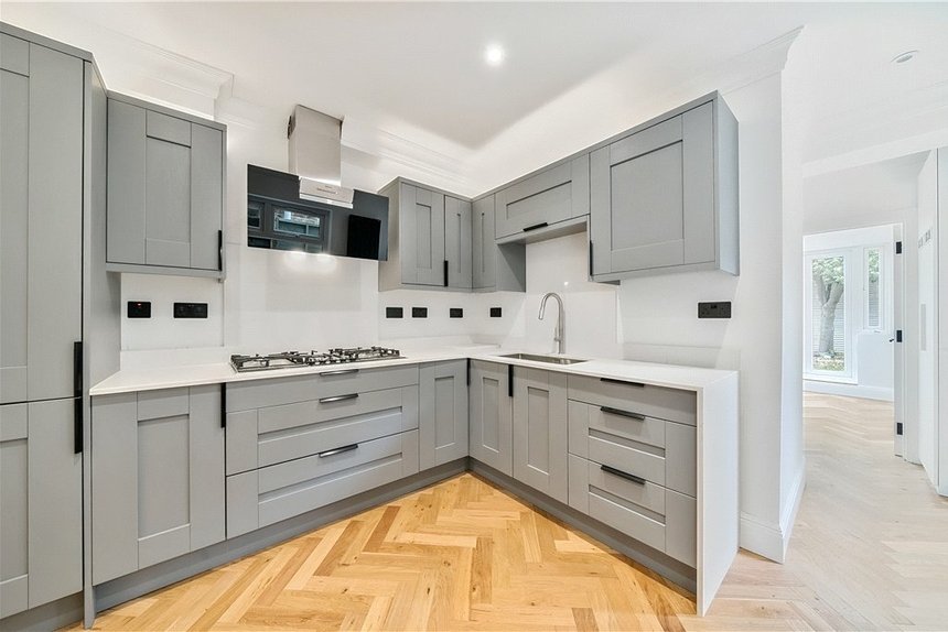 under offer glenfield road london 34777 - Gibbs Gillespie