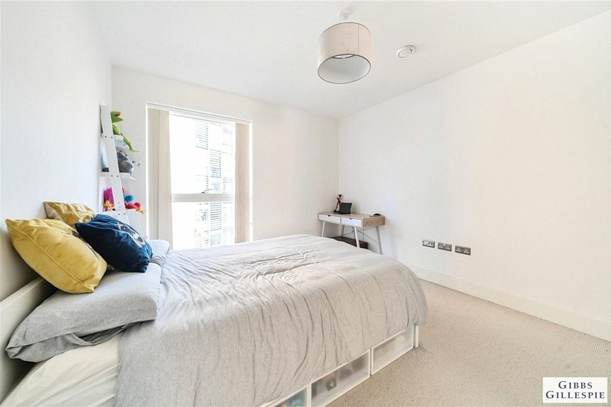 for sale baldwin court london 34778 - Gibbs Gillespie