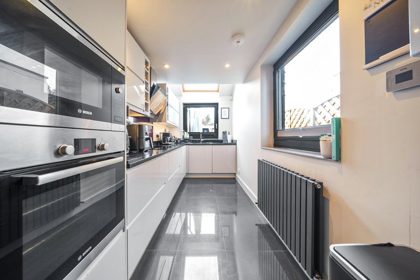 under offer violet terrace london 34780 - Gibbs Gillespie