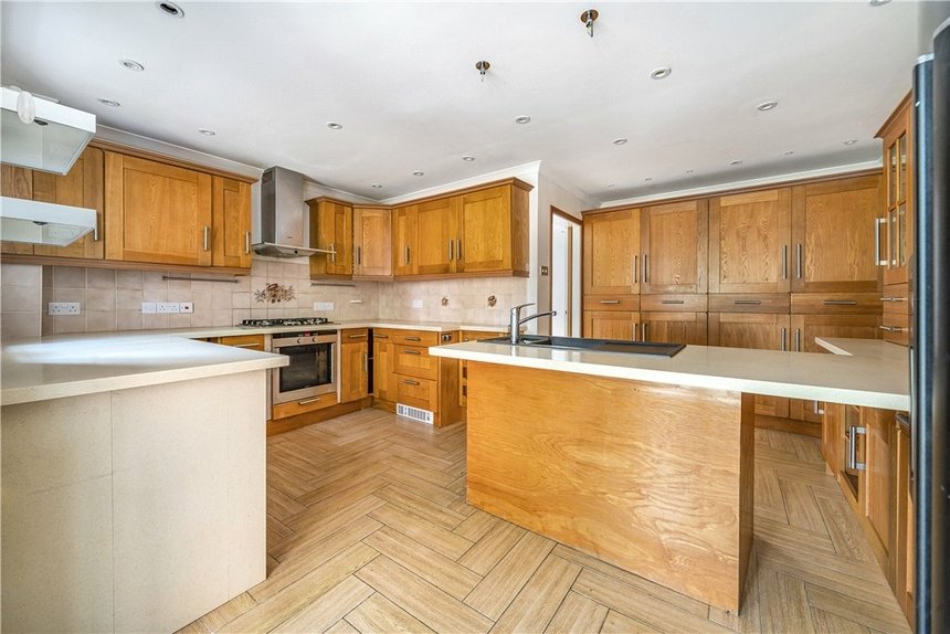 for sale kemsley chase london 34786 - Gibbs Gillespie