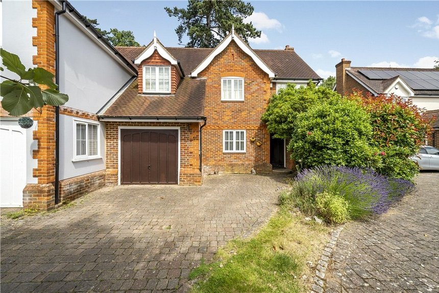 for sale kemsley chase london 34786 - Gibbs Gillespie