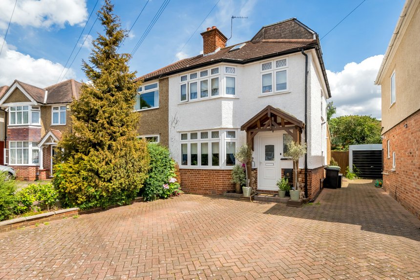 under offer southfield close london 34794 - Gibbs Gillespie