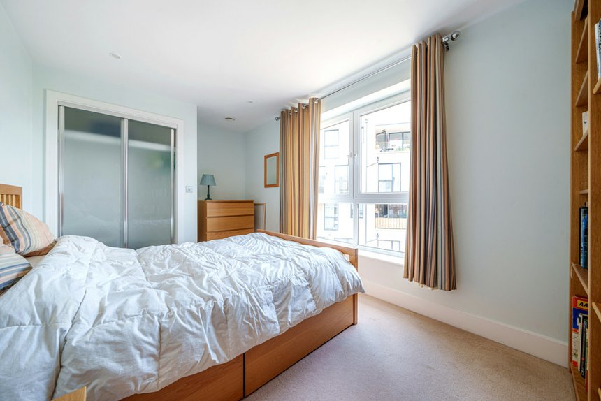 for sale durham wharf drive london 34798 - Gibbs Gillespie