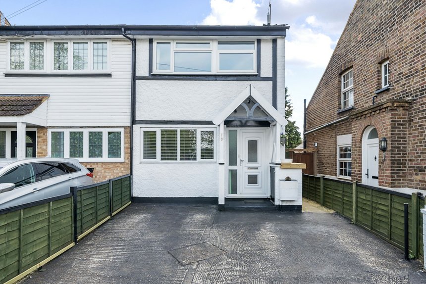 under offer montague road london 34824 - Gibbs Gillespie