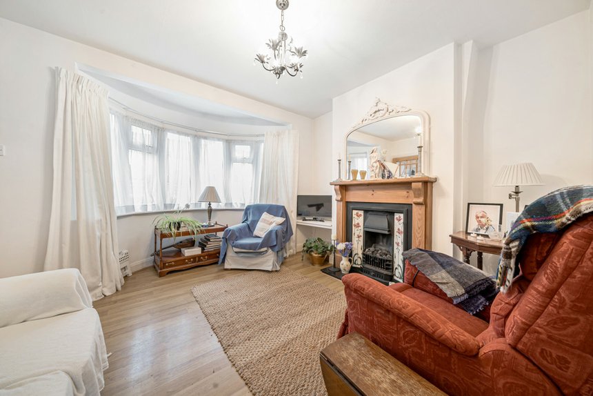 under offer beverley road london 34831 - Gibbs Gillespie