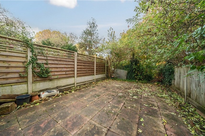 under offer windermere road london 34837 - Gibbs Gillespie