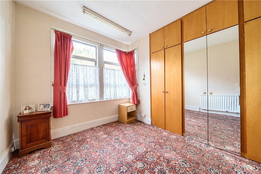 under offer windermere road london 34837 - Gibbs Gillespie