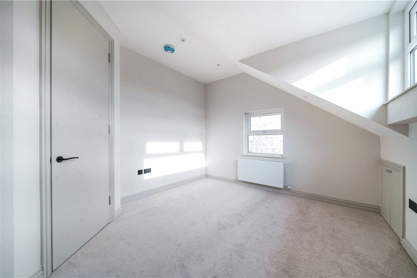 under offer hastings road london 34862 - Gibbs Gillespie