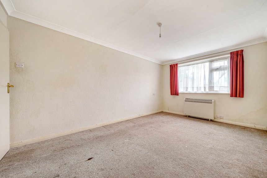 under offer pinner view london 34864 - Gibbs Gillespie