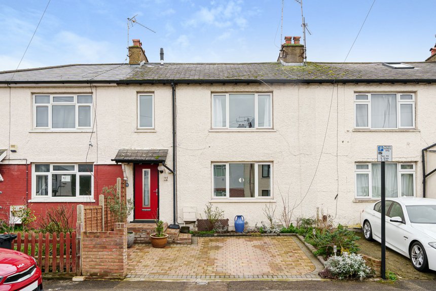 under offer ash grove london 34871 - Gibbs Gillespie