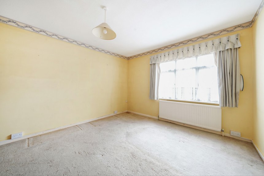 for sale willow crescent east london 34875 - Gibbs Gillespie