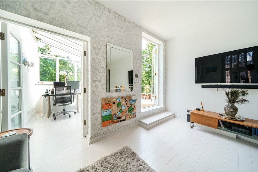 sold mount avenue london 34882 - Gibbs Gillespie