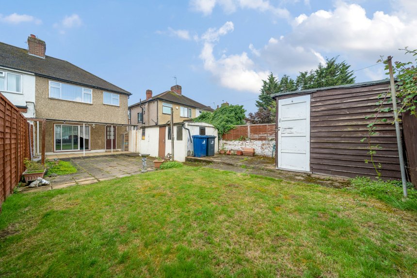 under offer parkfield road london 34895 - Gibbs Gillespie