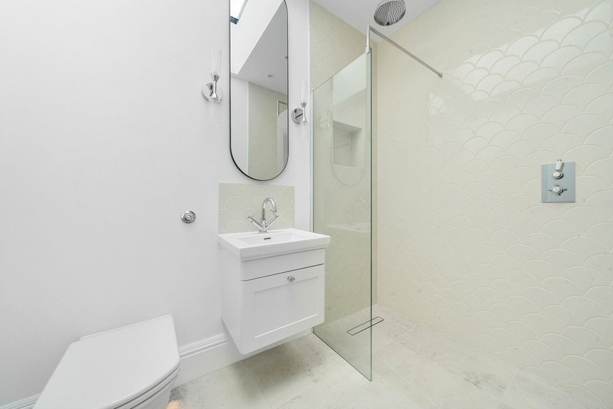 for sale packhorse road london 34898 - Gibbs Gillespie