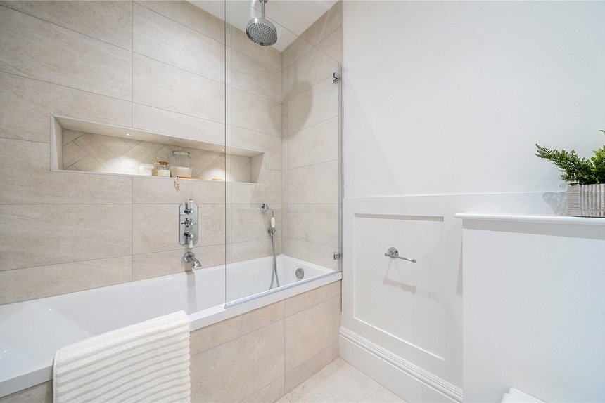 for sale packhorse road london 34898 - Gibbs Gillespie