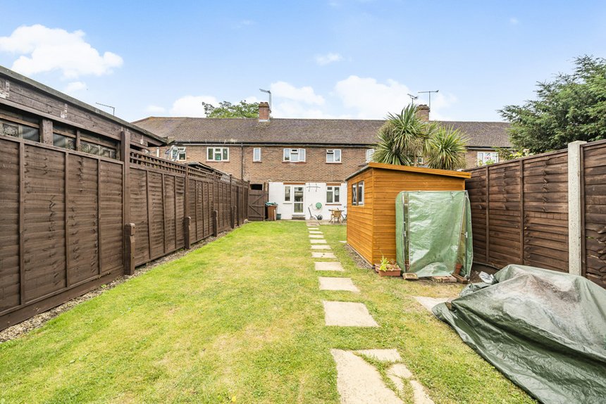 under offer syon lane london 34907 - Gibbs Gillespie