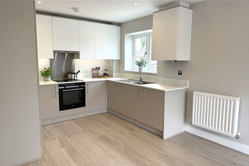 for sale langley road london 34911 - Gibbs Gillespie