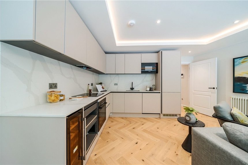 under offer inglis road london 34915 - Gibbs Gillespie