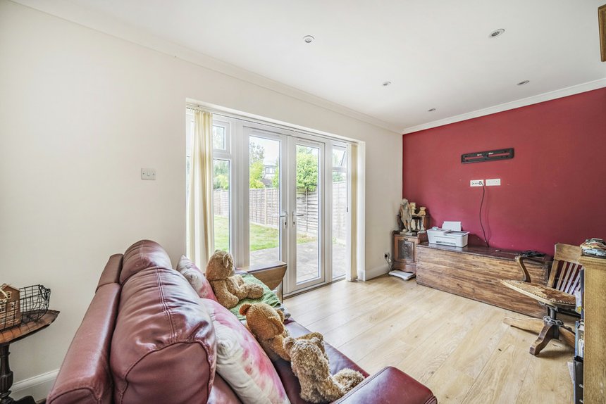 for sale hedgerley hill london 34917 - Gibbs Gillespie