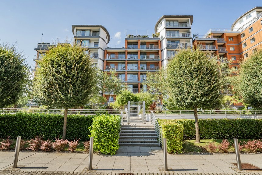 under offer holland gardens london 34918 - Gibbs Gillespie