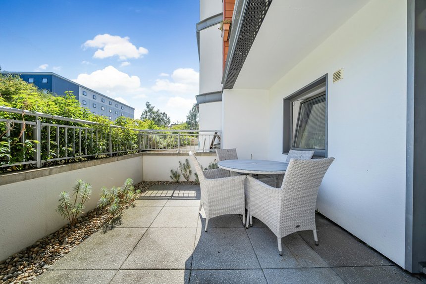 under offer holland gardens london 34918 - Gibbs Gillespie