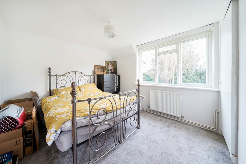 under offer sycamore road london 34920 - Gibbs Gillespie