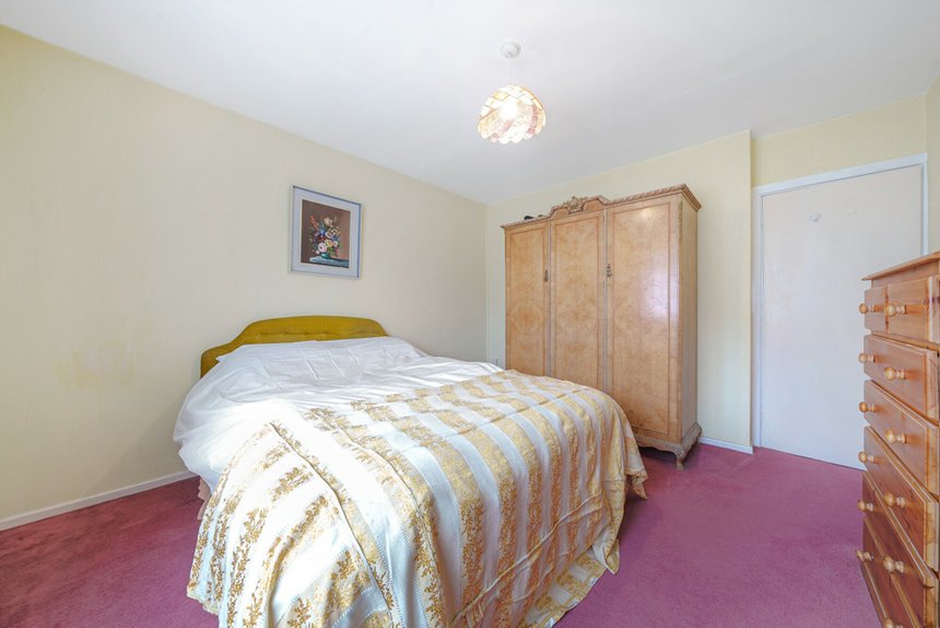 sold southbourne gardens london 34922 - Gibbs Gillespie