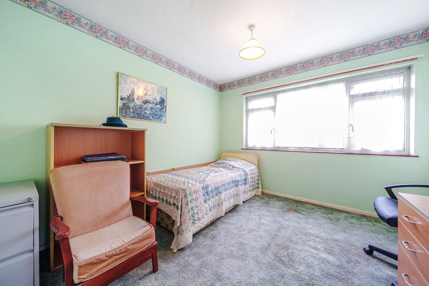 sold southbourne gardens london 34922 - Gibbs Gillespie