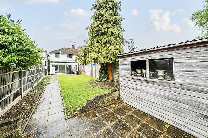 under offer clyfford road london 34934 - Gibbs Gillespie