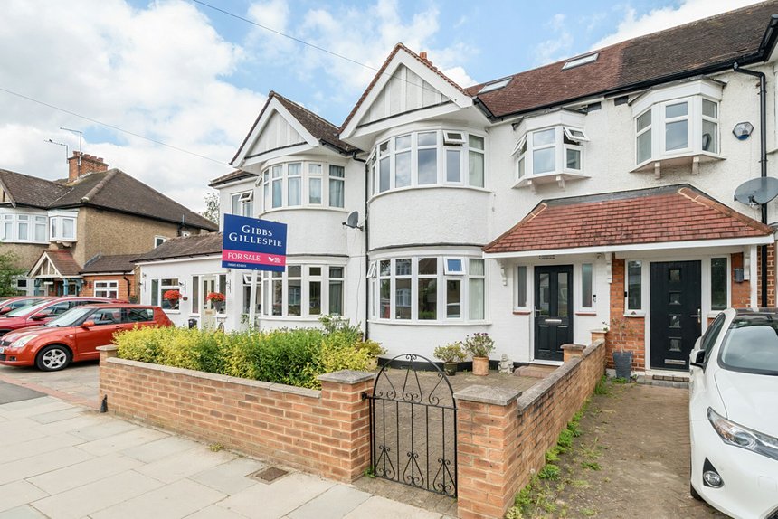 under offer cornwall road london 34944 - Gibbs Gillespie