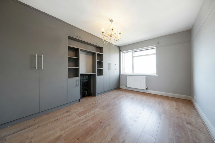 under offer torrington road london 34947 - Gibbs Gillespie