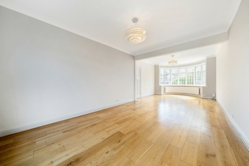 under offer torrington road london 34947 - Gibbs Gillespie