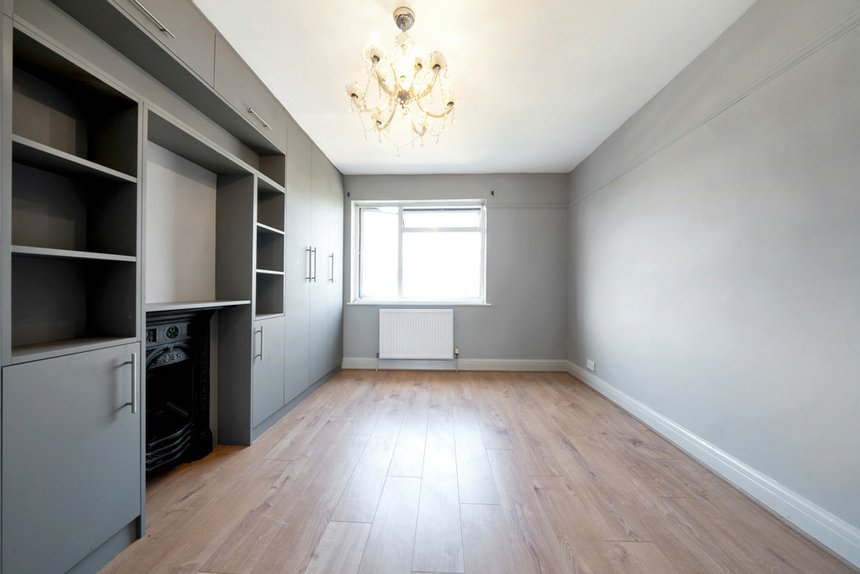 under offer torrington road london 34947 - Gibbs Gillespie