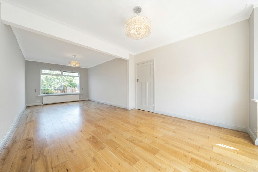 under offer torrington road london 34947 - Gibbs Gillespie