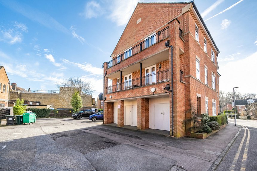 for sale ebury court london 34951 - Gibbs Gillespie