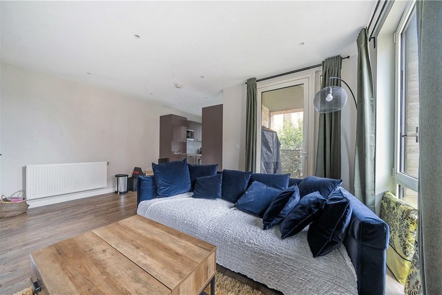 under offer grafham court london 34955 - Gibbs Gillespie