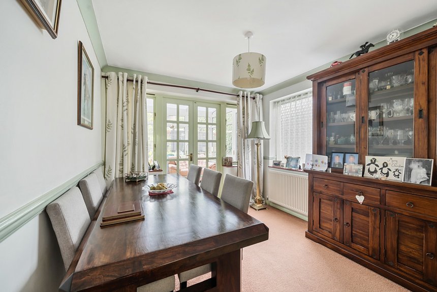 for sale gravel hill london 34956 - Gibbs Gillespie