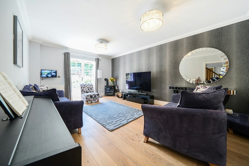 under offer st. andrews road london 34963 - Gibbs Gillespie