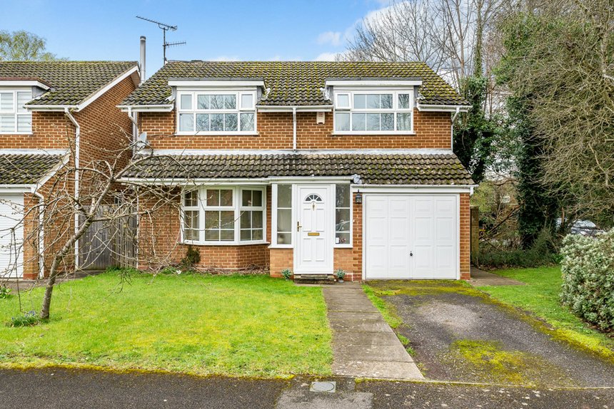 for sale windmill drive london 34966 - Gibbs Gillespie