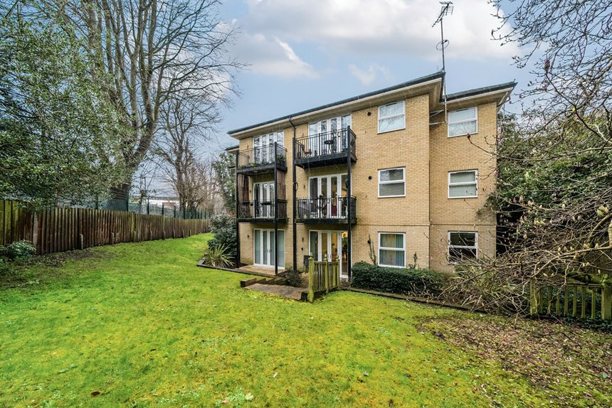 for sale chiltern rise london 34967 - Gibbs Gillespie