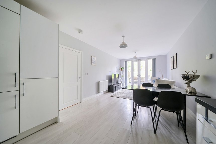 for sale chiltern rise london 34967 - Gibbs Gillespie