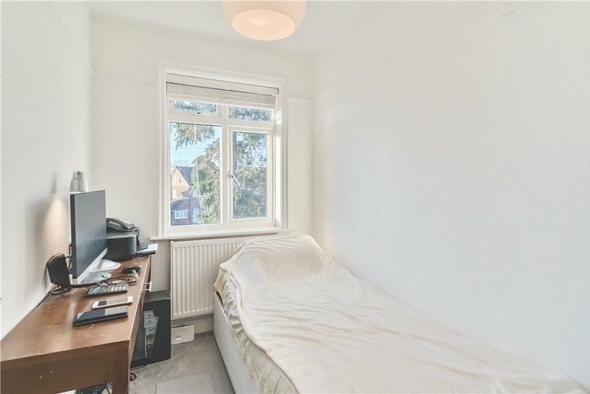 for sale bromefield london 34976 - Gibbs Gillespie