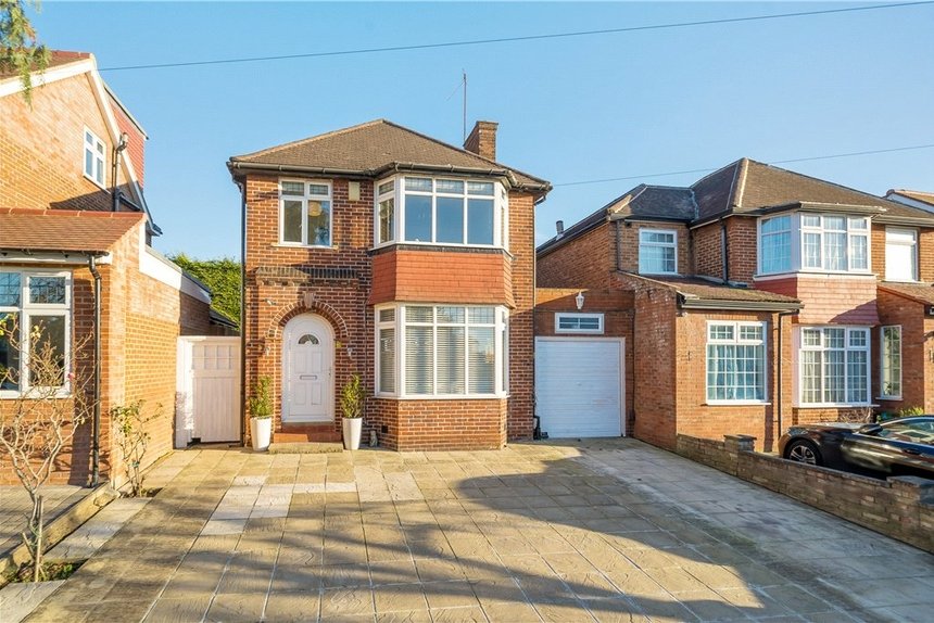 for sale bromefield london 34976 - Gibbs Gillespie